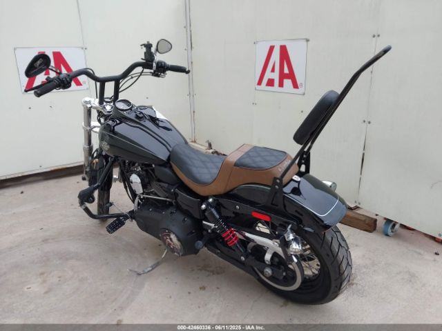 2015 HARLEY-DAVIDSON FXDWG 1HD1GPM11FC322258 Photo 2