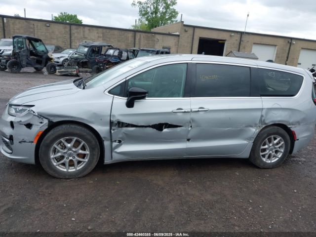2024 CHRYSLER PACIFICA 2C4RC1BG4RR146483 Photo 5