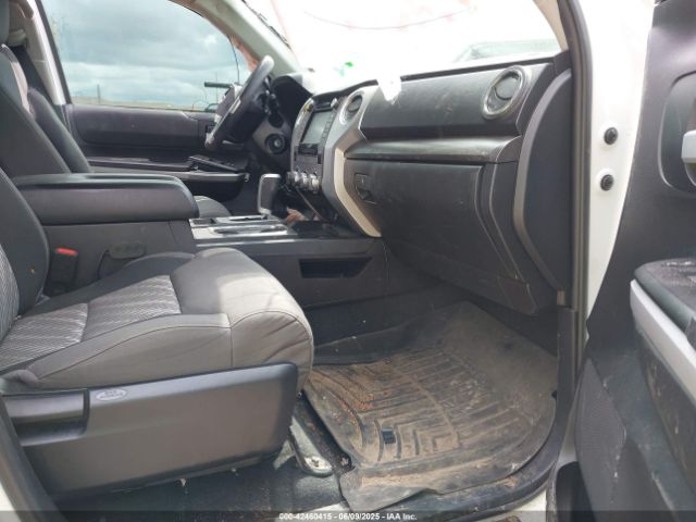 5TFUW5F14KX827331 Toyota Tundra Sr5 5.7l V8