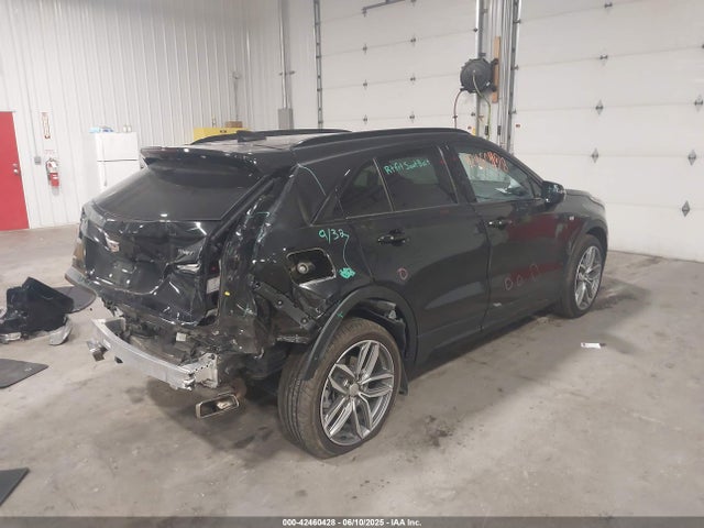 2022 CADILLAC XT4 1GYFZFR4XNF124137 Photo 3