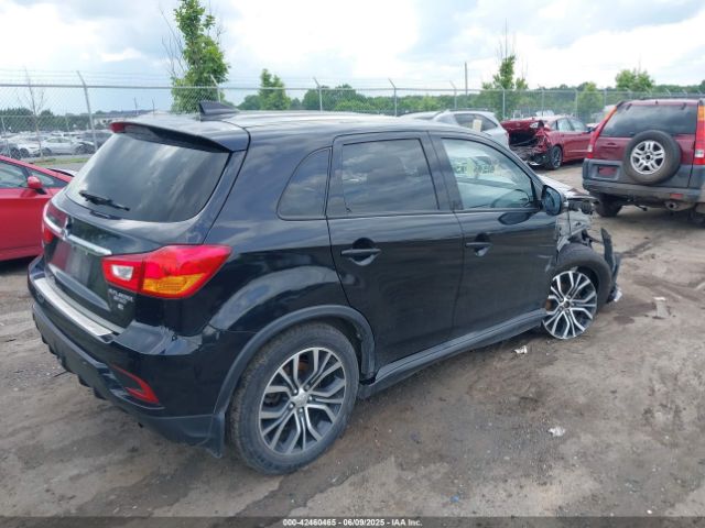 2018 MITSUBISHI OUTLANDER SPORT JA4AR3AW8JU020015 Photo 3