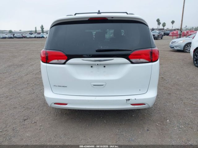 2C4RC1DG2MR528307 Chrysler Voyager