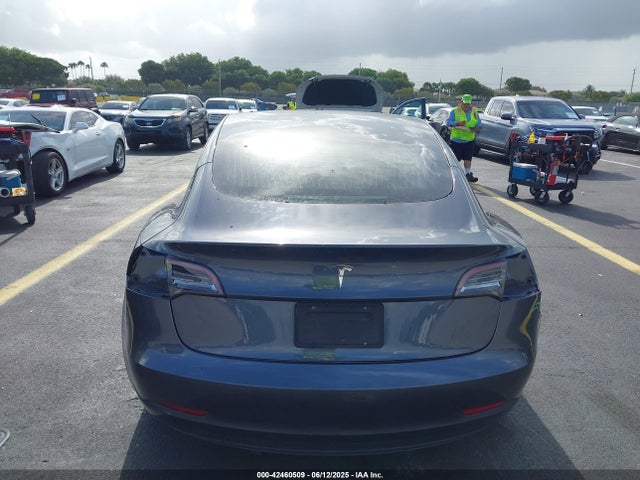 5YJ3E1EA7KF298301 Tesla MODEL 3