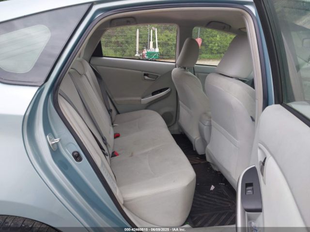 JTDKN3DU0E1773416 Toyota Prius Two