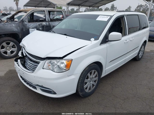 Chrysler 2015 2015 2C4RC1BG0FR655160 Image 2