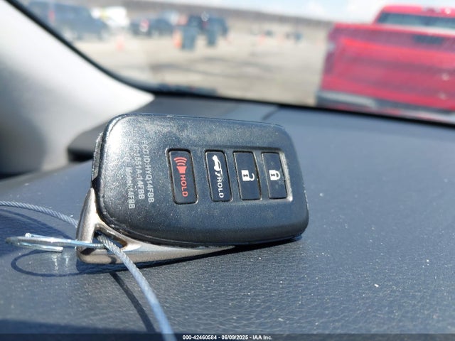 Lexus 2016 2016 2T2ZZMCA2GC031660 Image 11