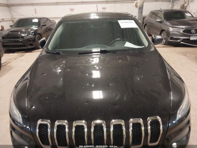 1C4PJMAB8FW764171 Jeep Cherokee Sport