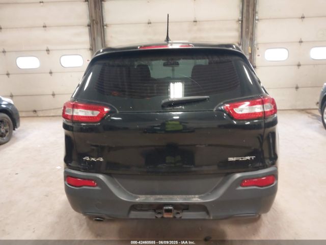 1C4PJMAB8FW764171 Jeep Cherokee Sport