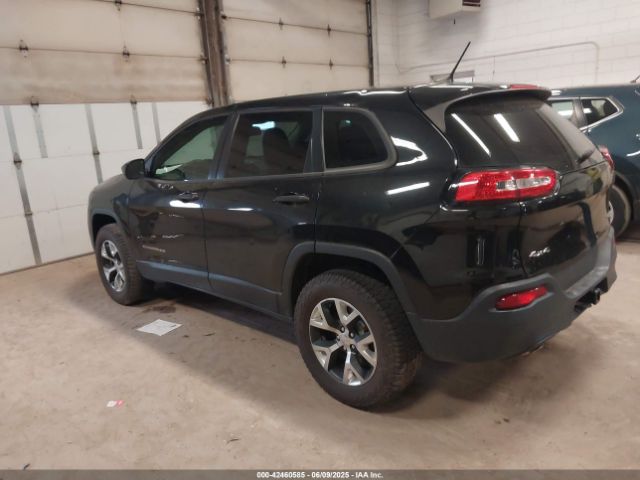 1C4PJMAB8FW764171 Jeep Cherokee Sport