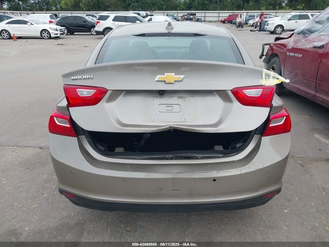 1G1ZD5ST9SF152271 Chevrolet Malibu Fwd 1lt