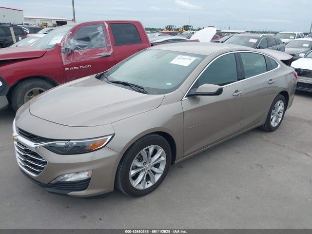 1G1ZD5ST9SF152271 Chevrolet Malibu Fwd 1lt