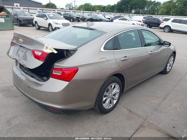 1G1ZD5ST9SF152271 Chevrolet Malibu Fwd 1lt