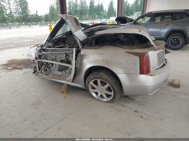 2004 CADILLAC XLR 1G6YV34A045604281 Photo 2