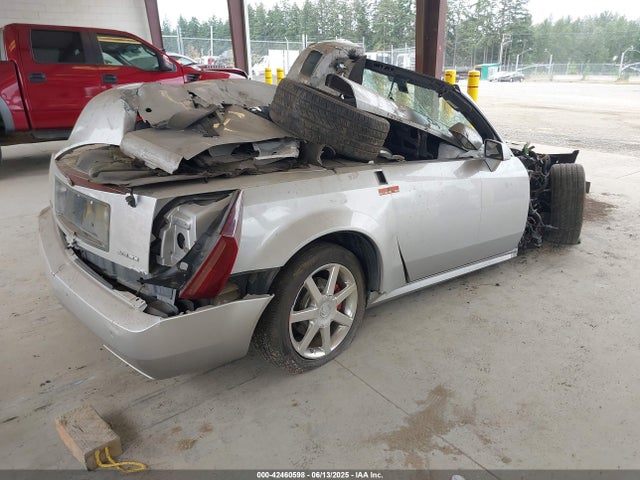 2004 CADILLAC XLR 1G6YV34A045604281 Photo 3