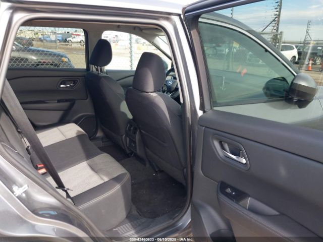 5N1BT3BB8SC832697 Nissan Rogue Sv Intelligent Awd