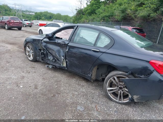 2011 BMW 750I WBAKC6C57BC394301 Photo 2