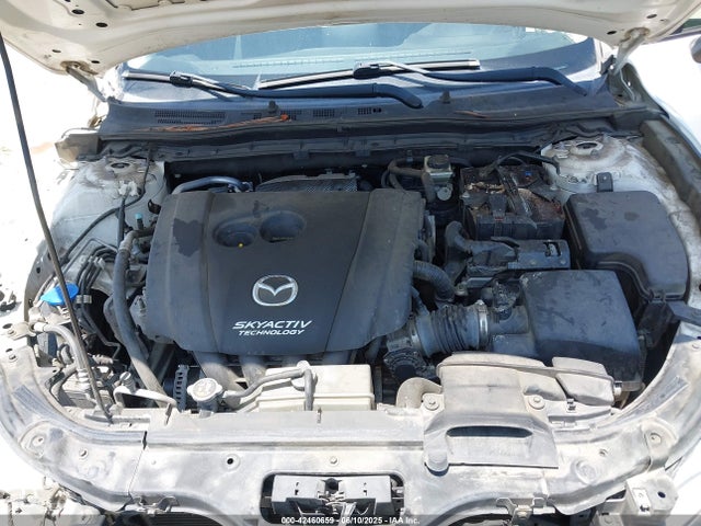 3MZBM1U77FM223598 Mazda pe