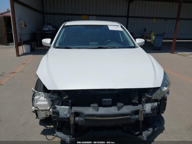 3MZBM1U77FM223598 Mazda pe
