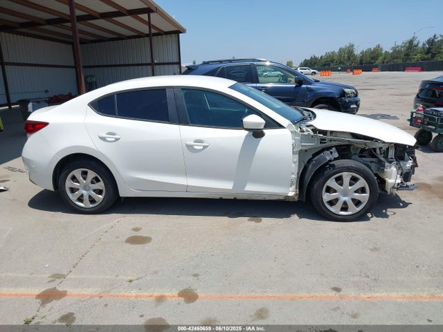 3MZBM1U77FM223598 Mazda pe