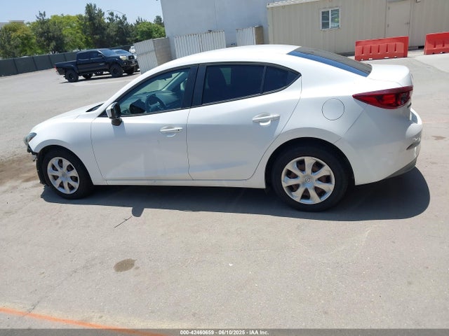 3MZBM1U77FM223598 Mazda pe