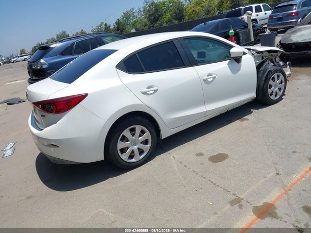 3MZBM1U77FM223598 Mazda pe