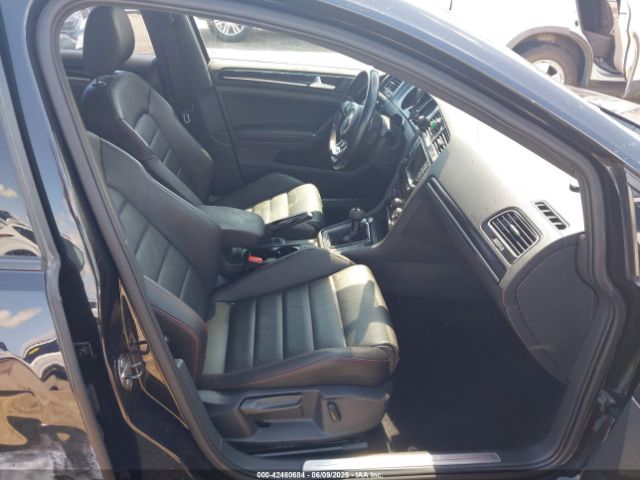 2017 VOLKSWAGEN GOLF GTI 3VW547AU0HM028665 Photo 4