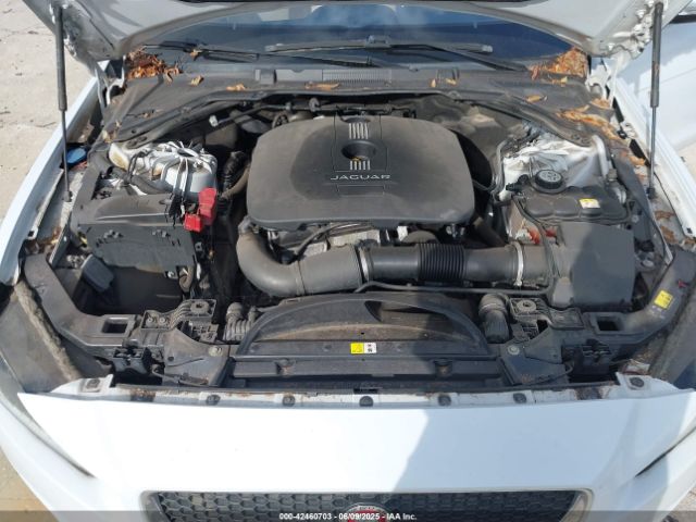 2017 JAGUAR XE SAJAE4BG5HA951325 Photo 9