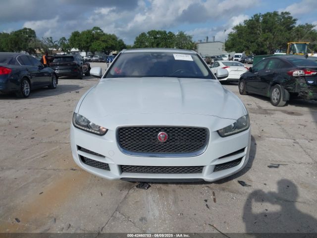 SAJAE4BG5HA951325 Jaguar Xe 25t Prestige