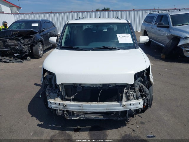 Scion 2az-fe 2015 JTLZE4FE1FJ067023 Image 13