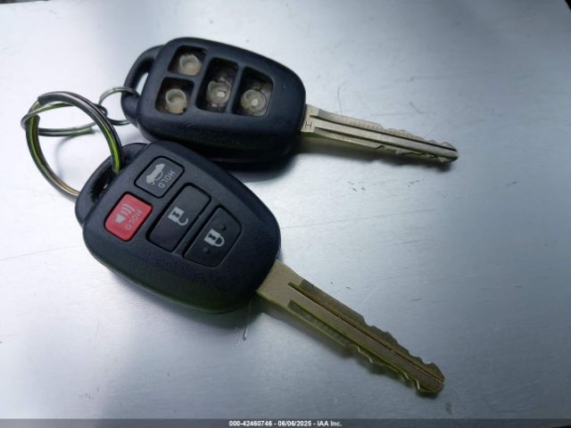 5YFBURHEXEP083886 Toyota Corolla Le Plus