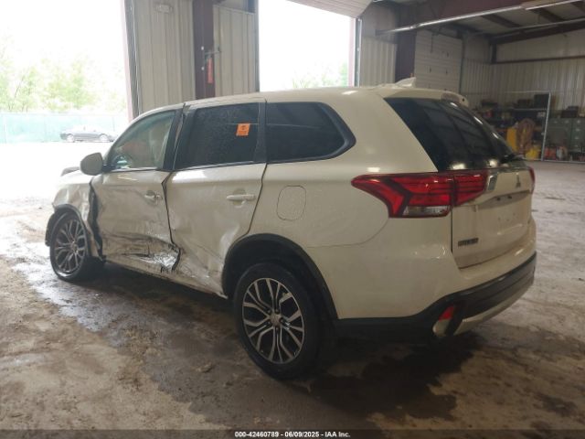 2017 MITSUBISHI OUTLANDER JA4AZ2A33HZ038323 Photo 2