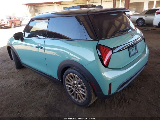 2025 MINI HARDTOP WMW23GD0XS2W30356 Photo 2