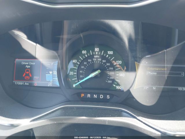 3FA6P0HD2HR313811 Ford Fusion