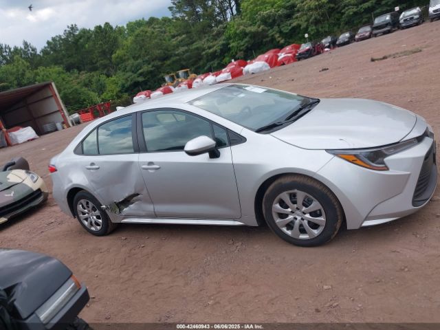 5YFB4MDE2SP258619 Toyota COROLLA LE