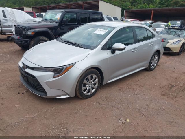 5YFB4MDE2SP258619 Toyota COROLLA LE