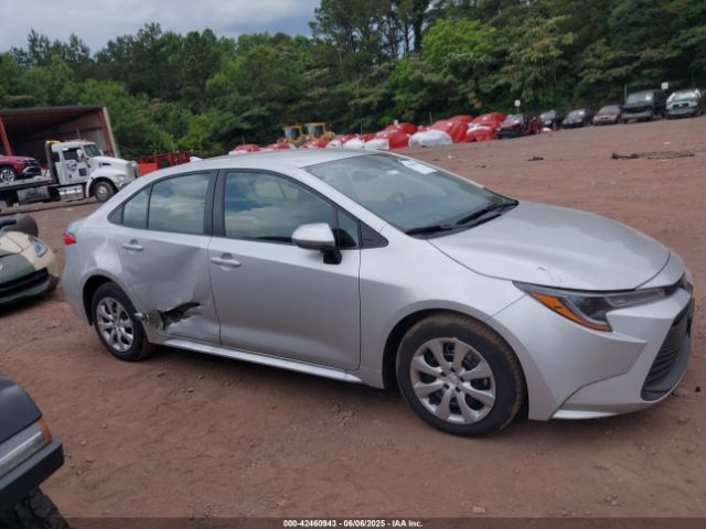 5YFB4MDE2SP258619 Toyota COROLLA LE