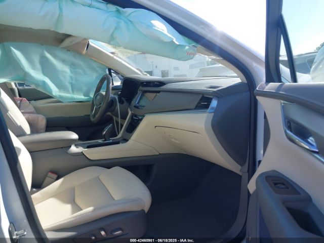 2017 CADILLAC XT5 1GYKNBRS1HZ304062 Photo 4