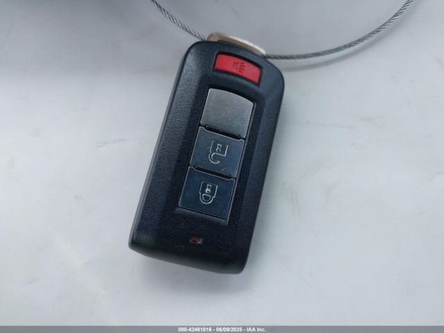 JA4AD3A30GZ022258 Mitsubishi Outlander Sel