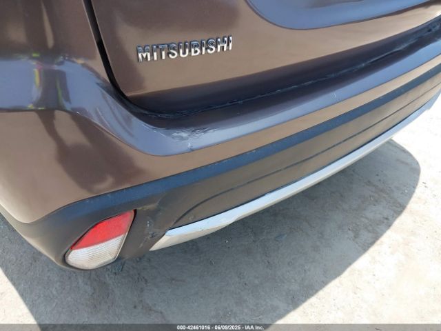 JA4AD3A30GZ022258 Mitsubishi Outlander Sel