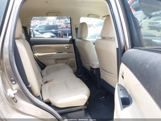 JA4AD3A30GZ022258 Mitsubishi Outlander Sel