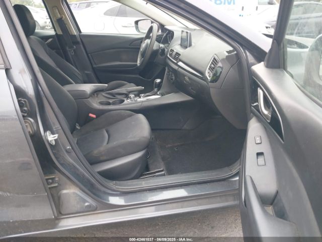 3MZBM1U77FM194846 Mazda Mazda3 I Sport