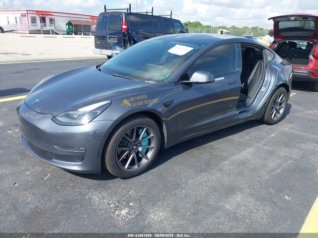 2022 TESLA MODEL 3 5YJ3E1EB1NF176739 Photo 1