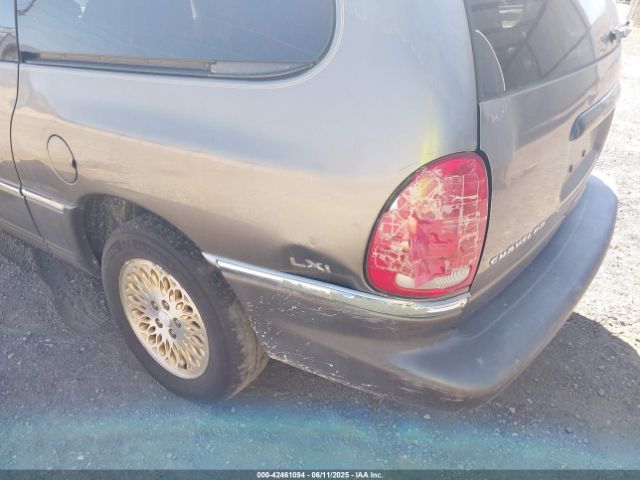 1997 CHRYSLER TOWN & COUNTRY 1C4GT64L6VB428003 Photo 5