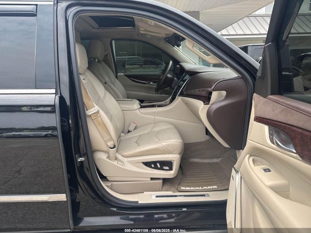 1GYS4JKJ1FR272533 Cadillac Escalade Esv Premium