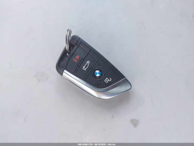 2018 BMW X1 WBXHT3C38J5L27142 Photo 10