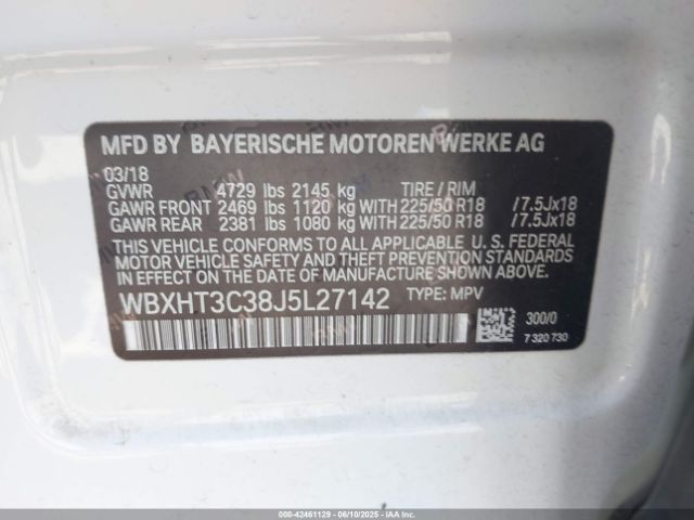 2018 BMW X1 WBXHT3C38J5L27142 Photo 8