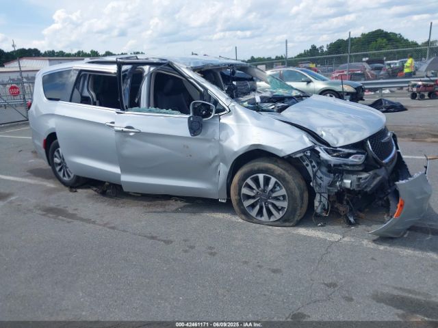 2022 CHRYSLER PACIFICA HYBRID 2C4RC1L79NR120423