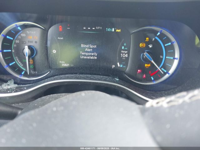 2022 CHRYSLER PACIFICA HYBRID 2C4RC1L79NR120423 Photo 6
