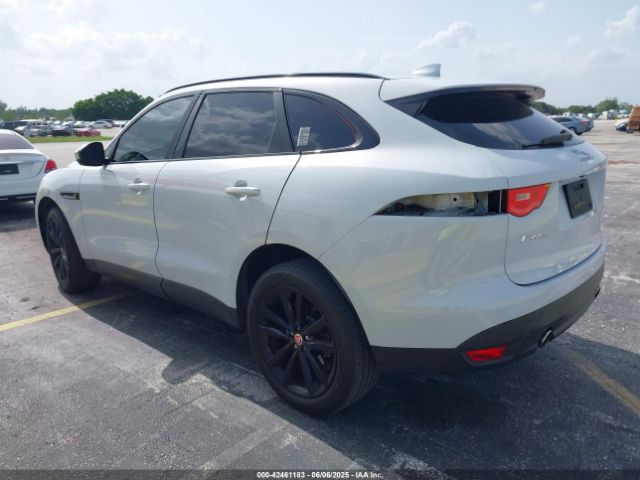 2017 JAGUAR F-PACE SADCK2BV6HA890493 Photo 2