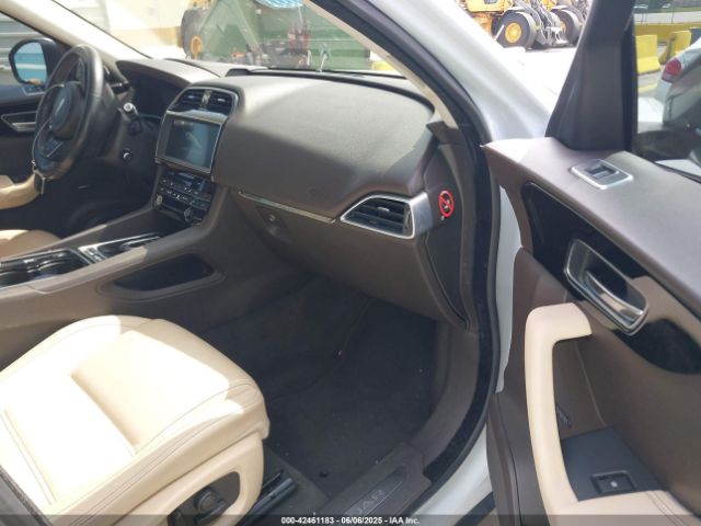 2017 JAGUAR F-PACE SADCK2BV6HA890493 Photo 4